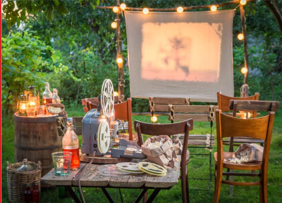 outdoor intimate screening